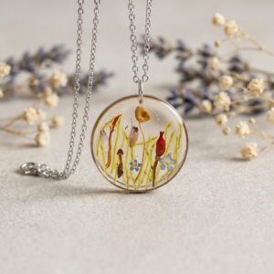 collar honguitos y flores (copia)