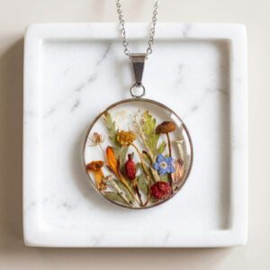 collar honguitos y flores (copia)